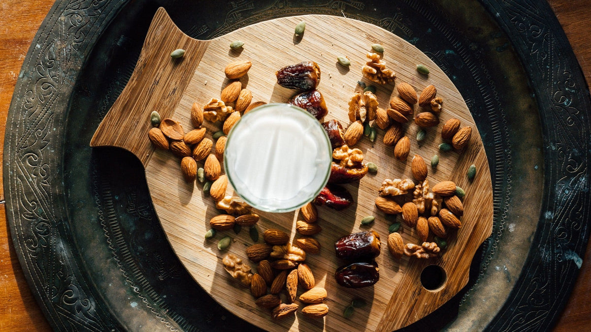 How to Build a Gourmet Snack Board for Any Time of Day