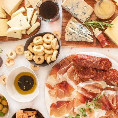 Italian Gourmet Gift Box – Cheese, Charcuterie & Pantry